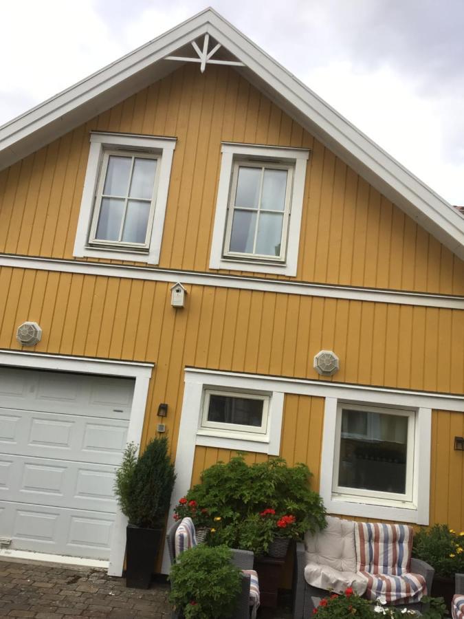 Gaest Laegenheten Med Egen Terrass Falkenberg Buitenkant foto